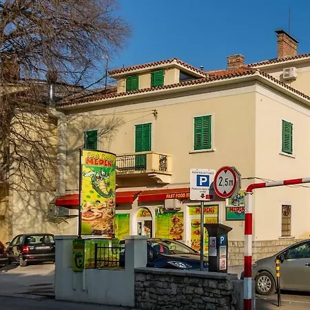 Boban Sunny Apartman *